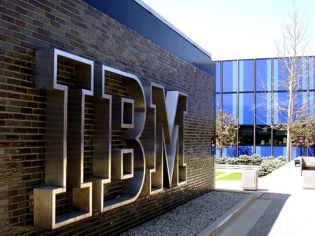 IBM ने डेटा सुरक्षा के लिए फ्लैशसिस्टम स्टोरेज सिस्टम को किया लागू